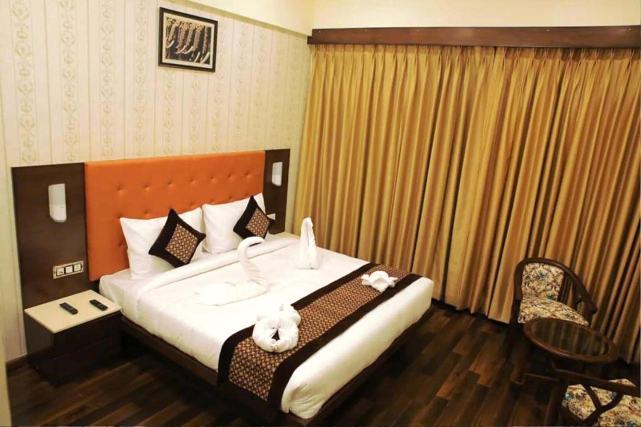 Hotel Citi Inn Grande Zirakpur Zewnętrze zdjęcie